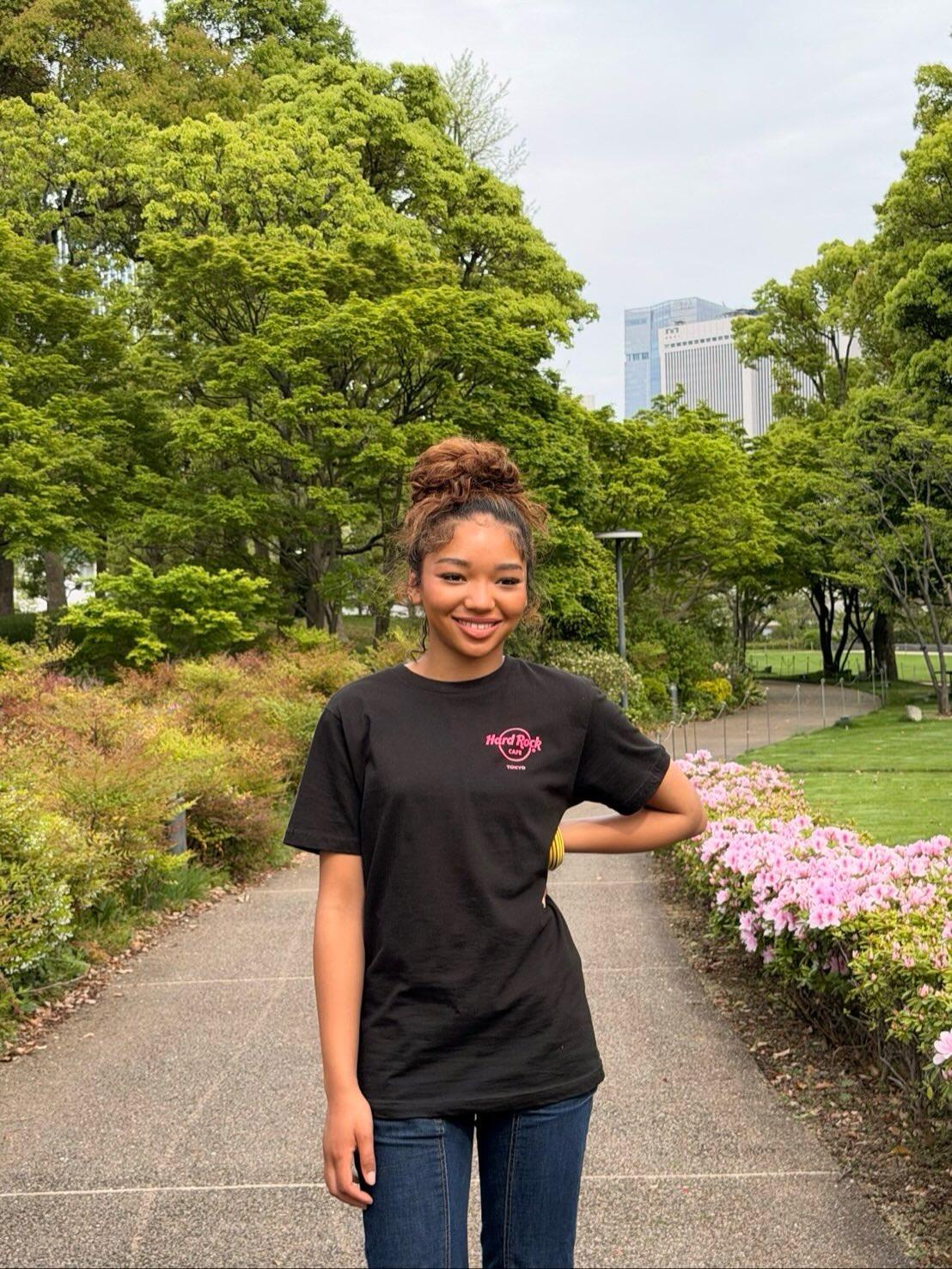 Where sakura meets neon ✨